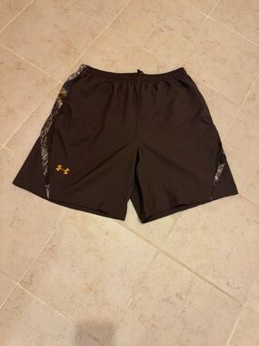 Men’s Under Armour Mossy Oak Shorts New With Tags Brown With Camo Size Large